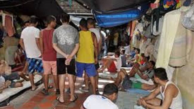 Las autoridades adelantan acciones para mitigar la crisis carcelaria.