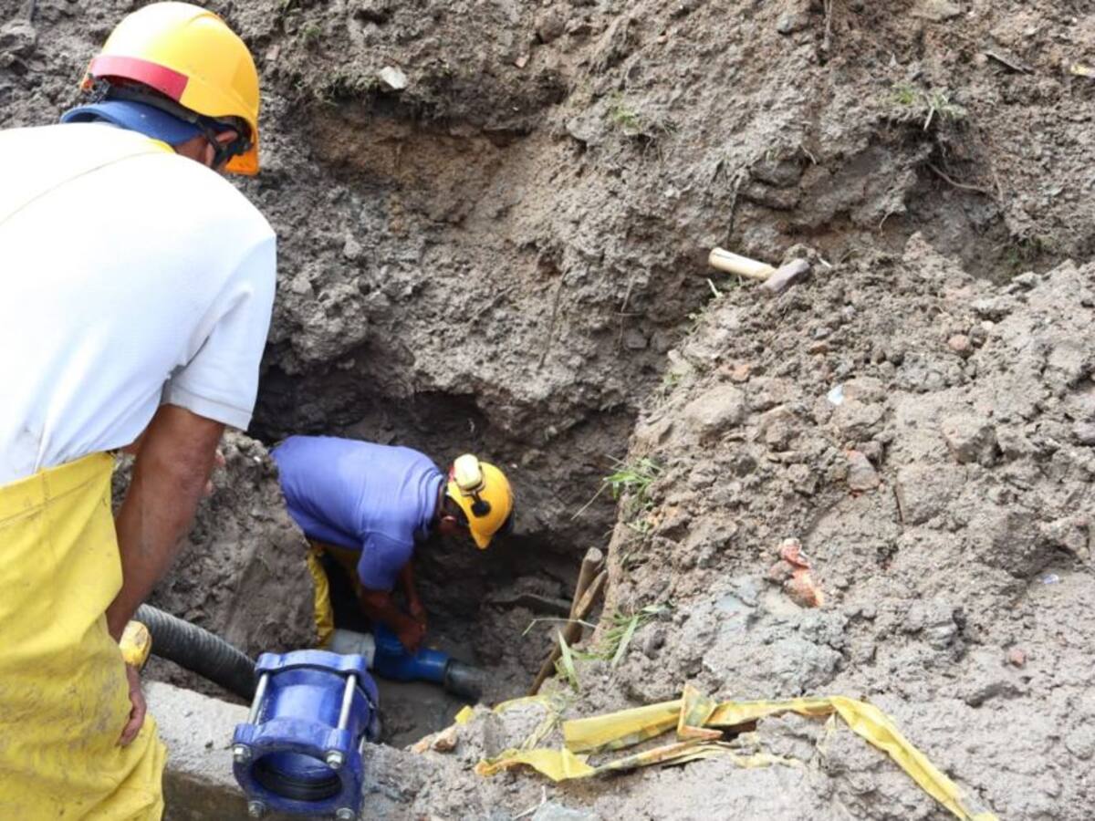 Se restableció el servicio de agua a más de 7 mil usuarios de Ibagué