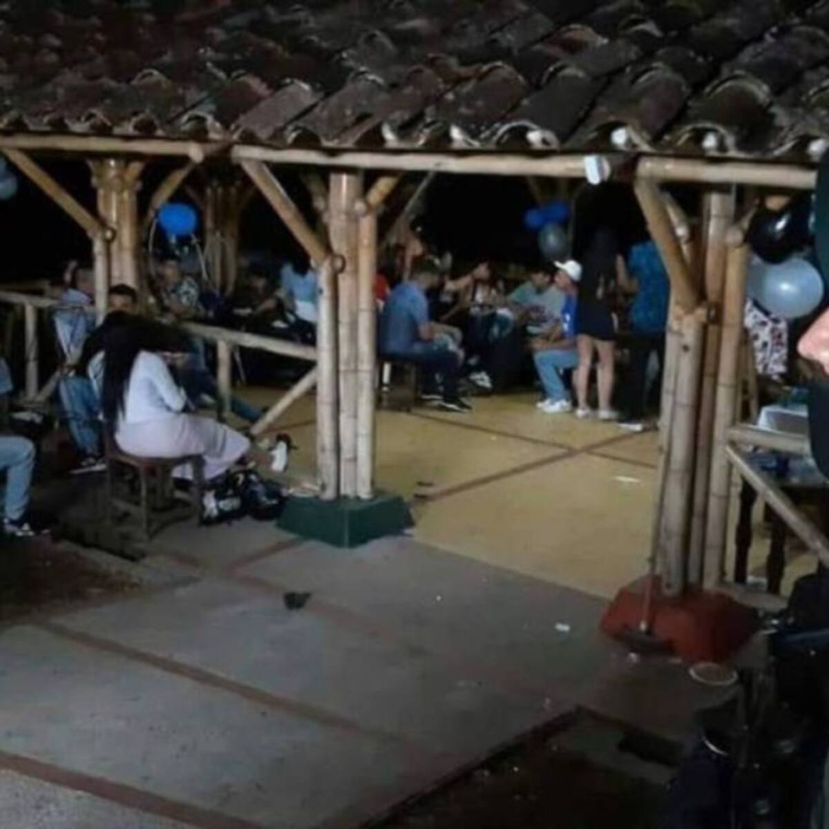 Persona positiva de COVID-19 asistió a la fiesta de 15 años en Montenegro