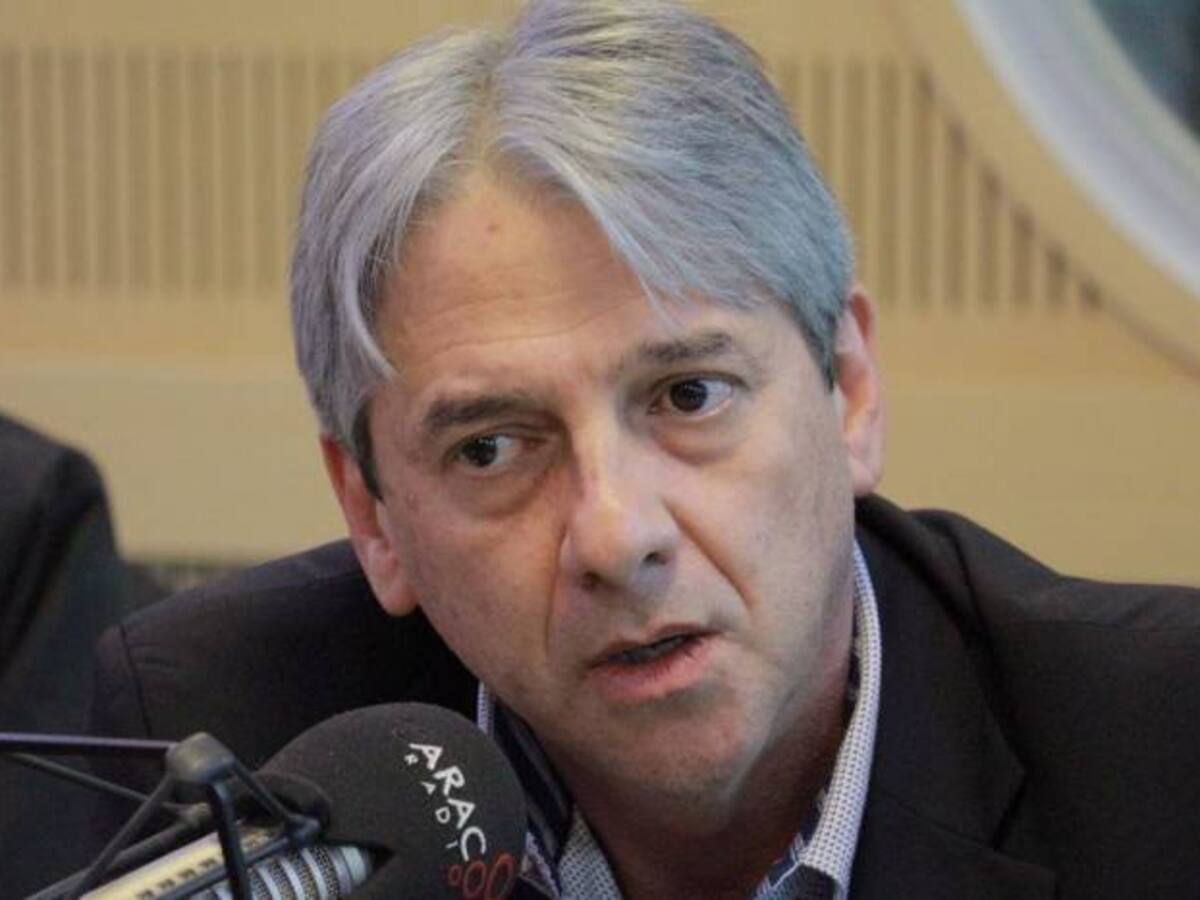 Senador Amín confirma contactos Fuad Char – Uribe