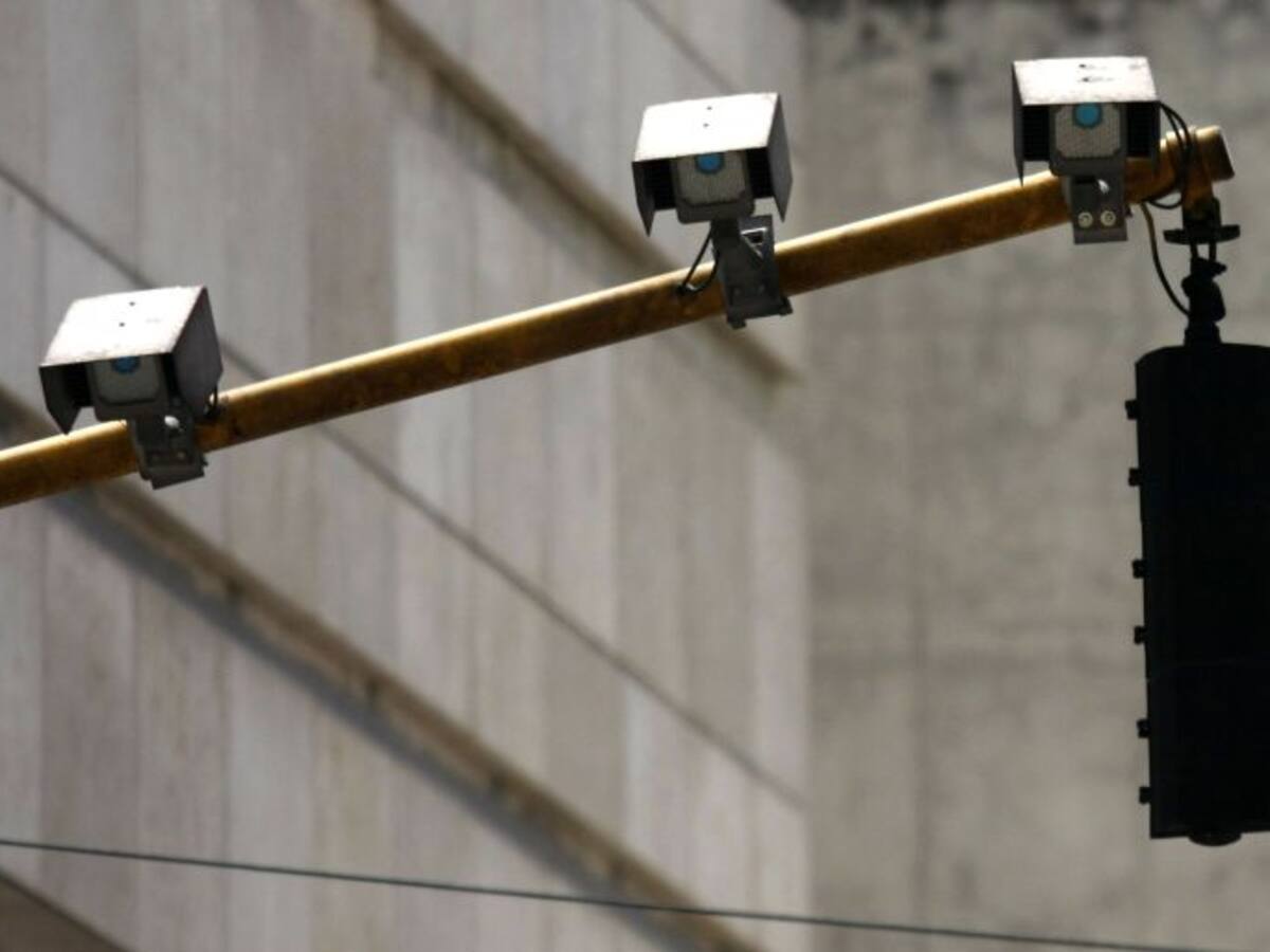 Denuncian la prórroga de un contrato estancado sobre semáforos inteligentes