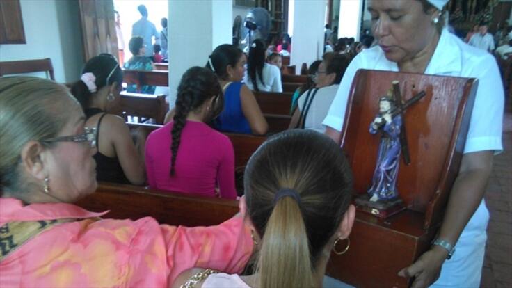 El Papa nos invita a sanar las heridas de la guerra, dijeron los vallenatos