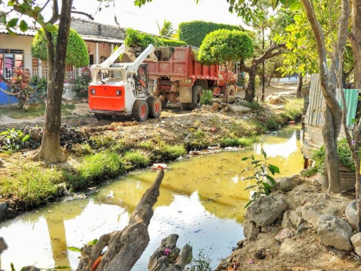 Inspeccionan trabajos en canales menores de Cartagena