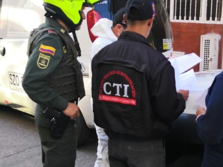 Equipo CTI en escena de crimen en Colombia // Foto de referencia: Colprensa
