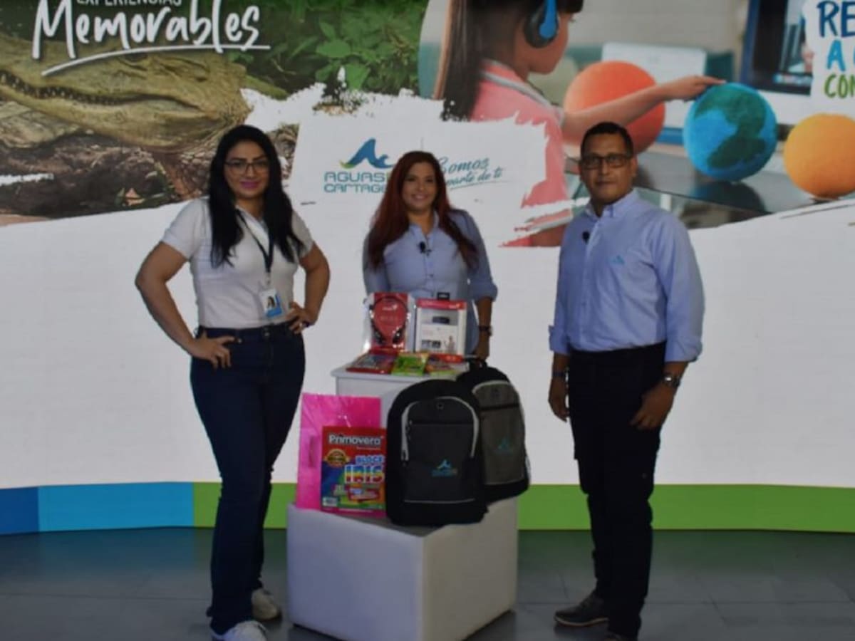 50 usuarios puntuales de Acuacar ganan kits escolares y pasadías a Vivarium