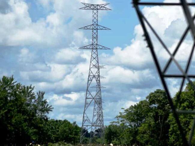 Electricaribe pone en servicio nueva torre en el sur de Bolívar
