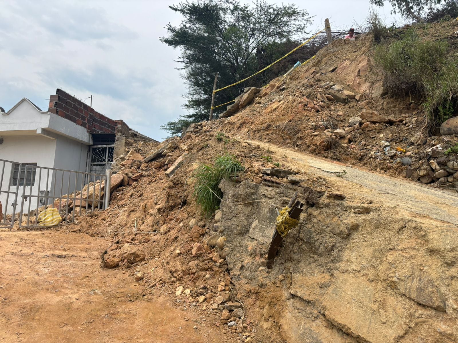 Persisten afectaciones en Atalaya tras ruptura de tubo: comunidad completa seis días sin agua. / Foto: Camilo Picón.