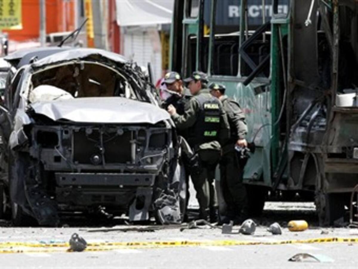Casa donde se produjo explosión en Bogotá, al parecer era fábrica de bombas 'lapa'
