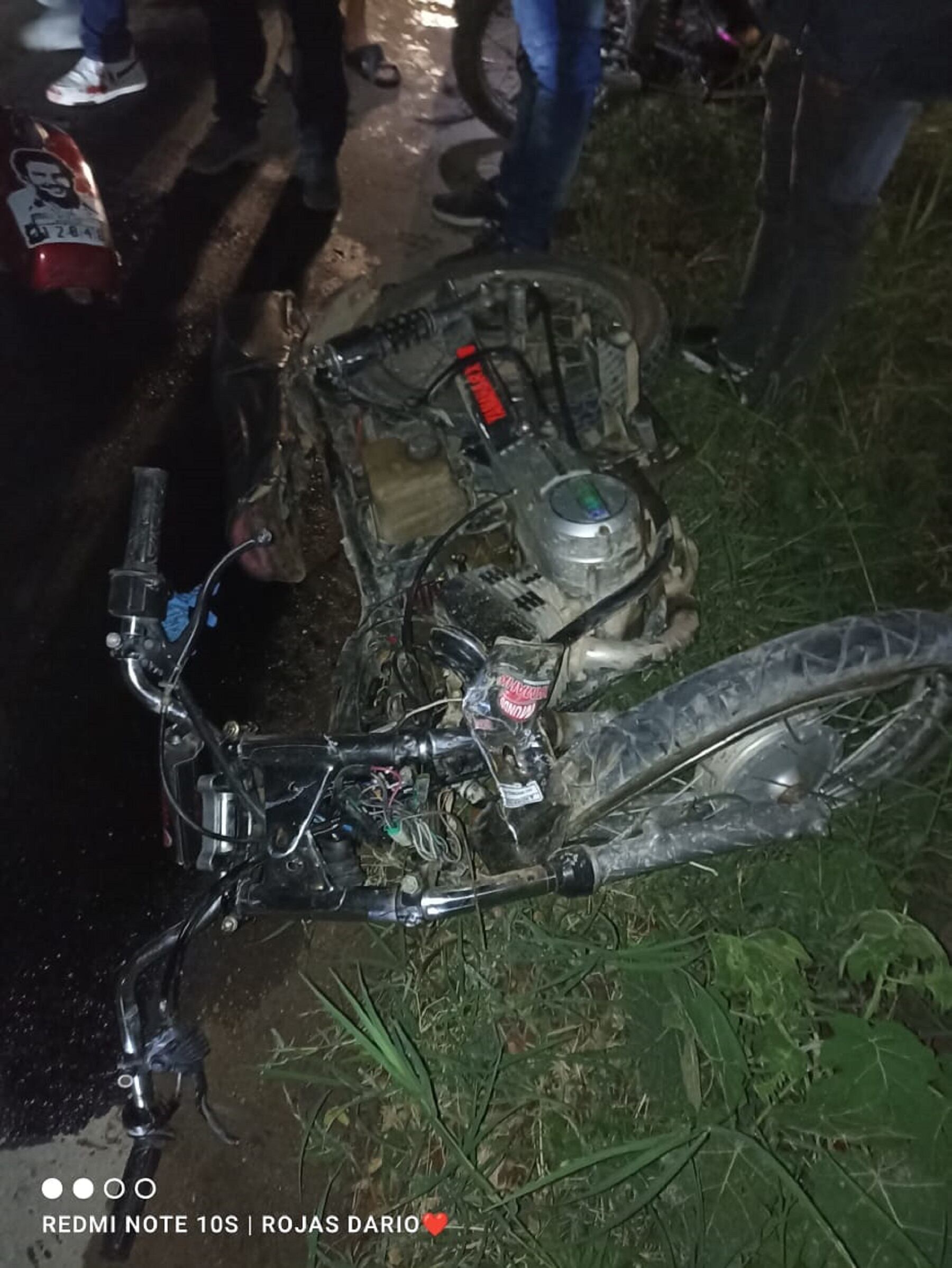 El choque entre dos motocicletas en vías del Huila, deja cuatro personas heridas.
