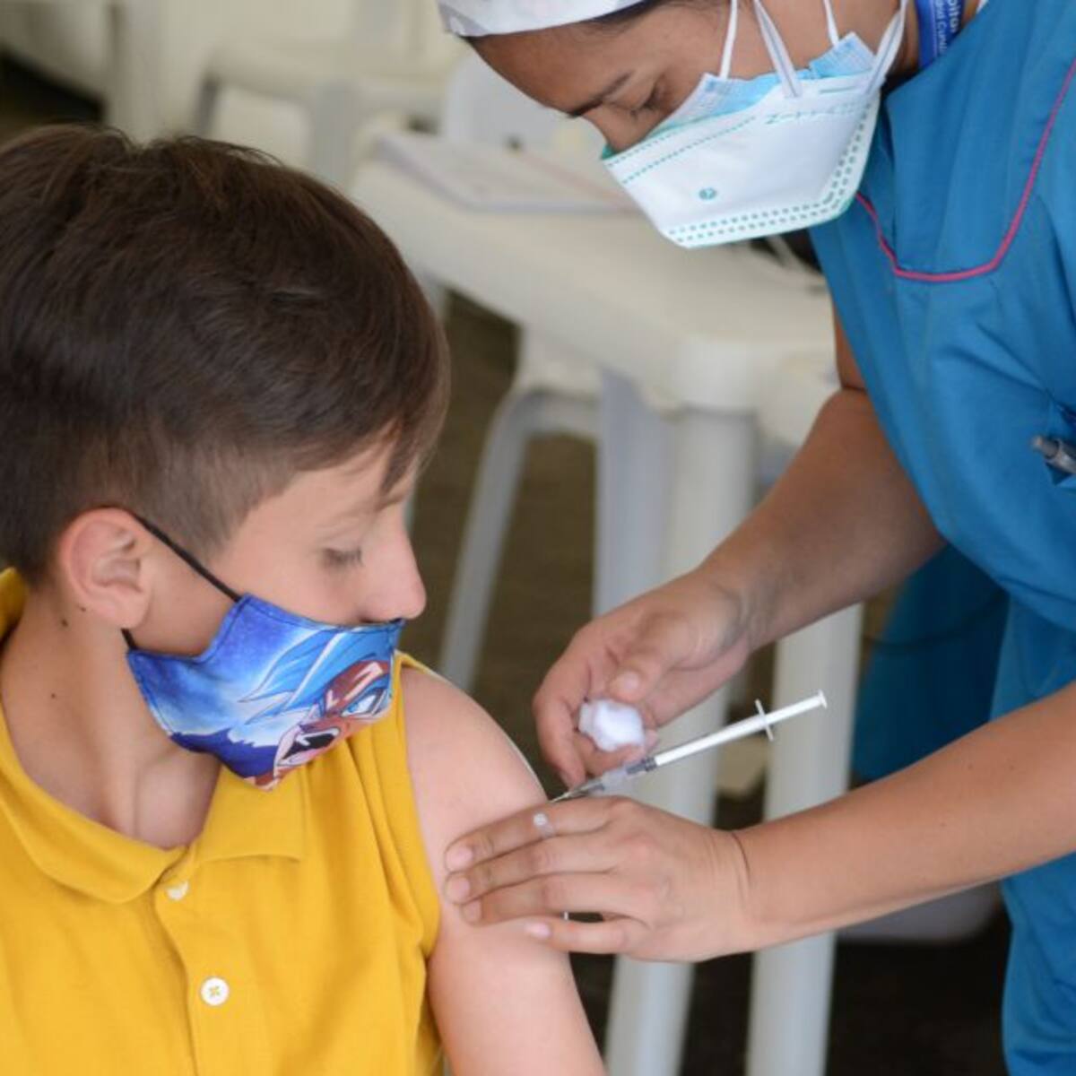 Reciba su dosis de refuerzo contra la COVID-19 este jueves en Bogotá