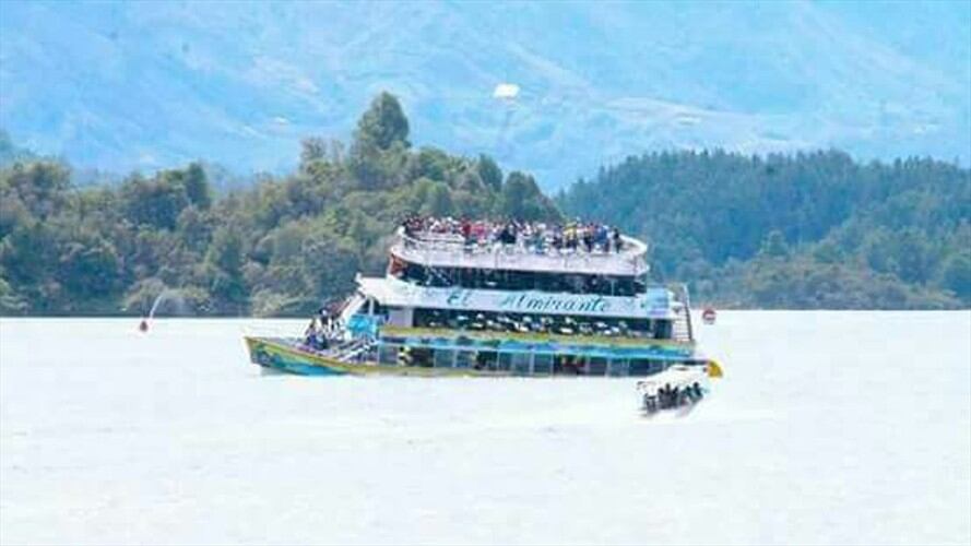 Procuraduría indagará los hechos que llevaron a la tragedia en embalse de Guatapé tras el hundimiento de la embarcación "El Almirante". Foto: Colprensa
