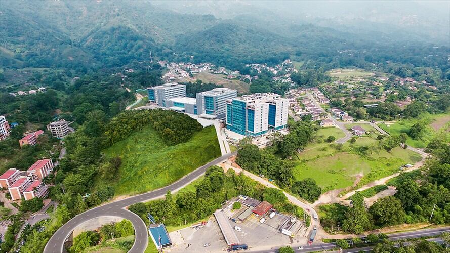 En el Hospital Internacional de Colombia en Piedecuesta (Santander) falleció Fernando Higuera Escalante. Foto: Colprensa