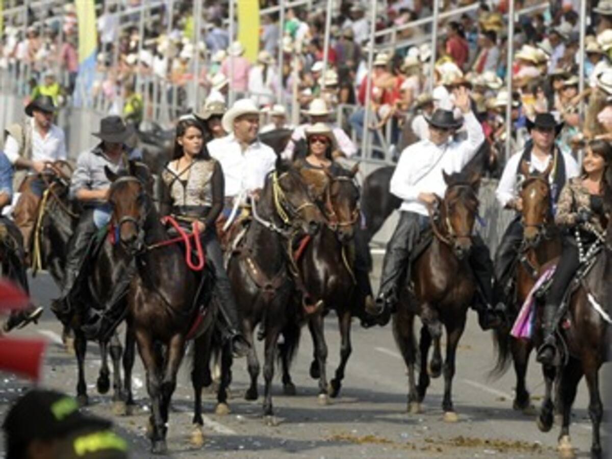 Instalan en Medellín Mesa de trabajo para que vuelva cabalgata en 2015