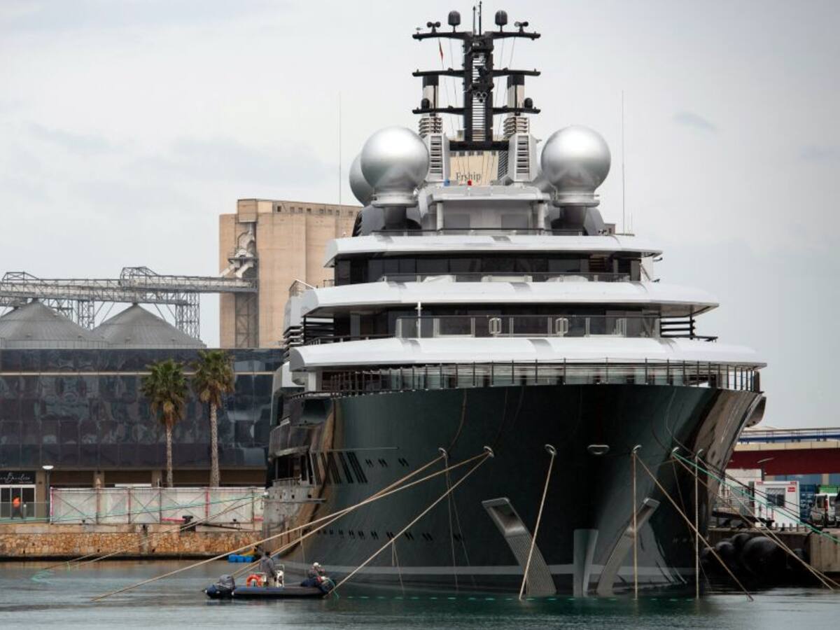 EE.UU. ofrece $5 millones USD por información de bienes de oligarcas rusos