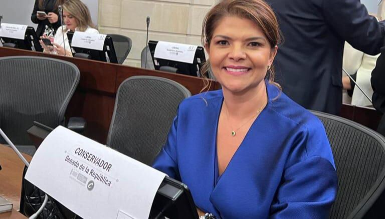 Senadora Liliana Bittar del partido Conservador.
