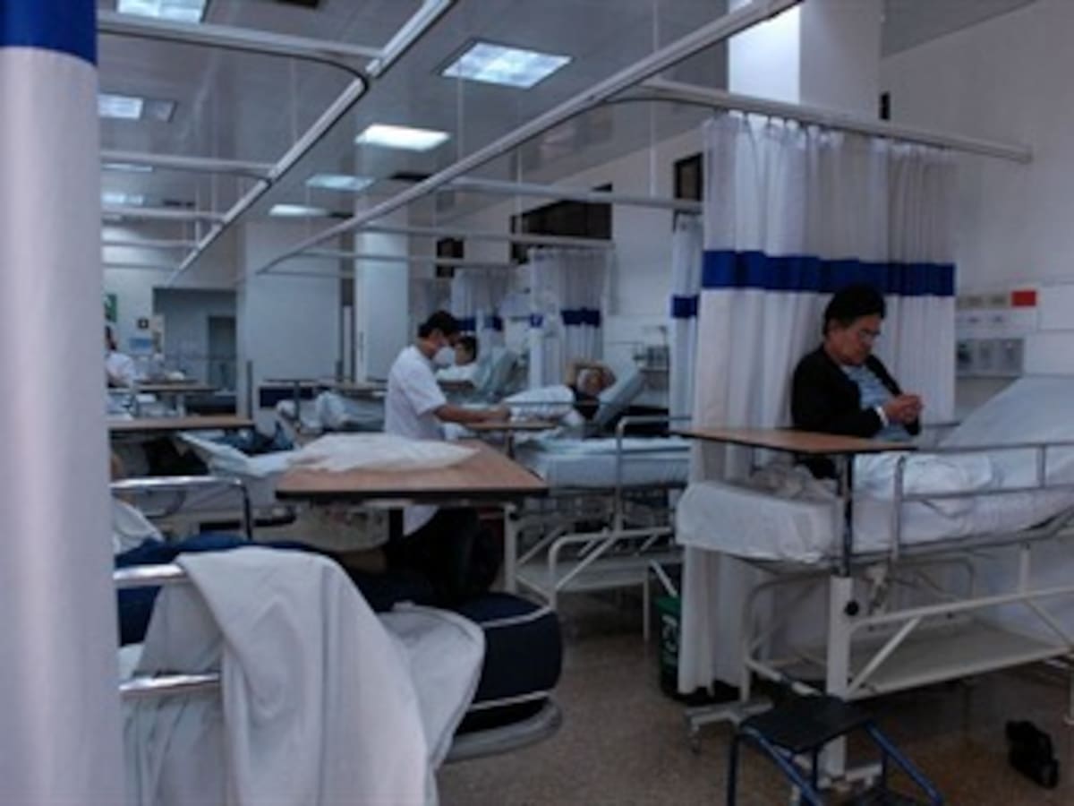 Gobierno desbloqueará $2 billones para poder pagar deudas a los hospitales y EPS