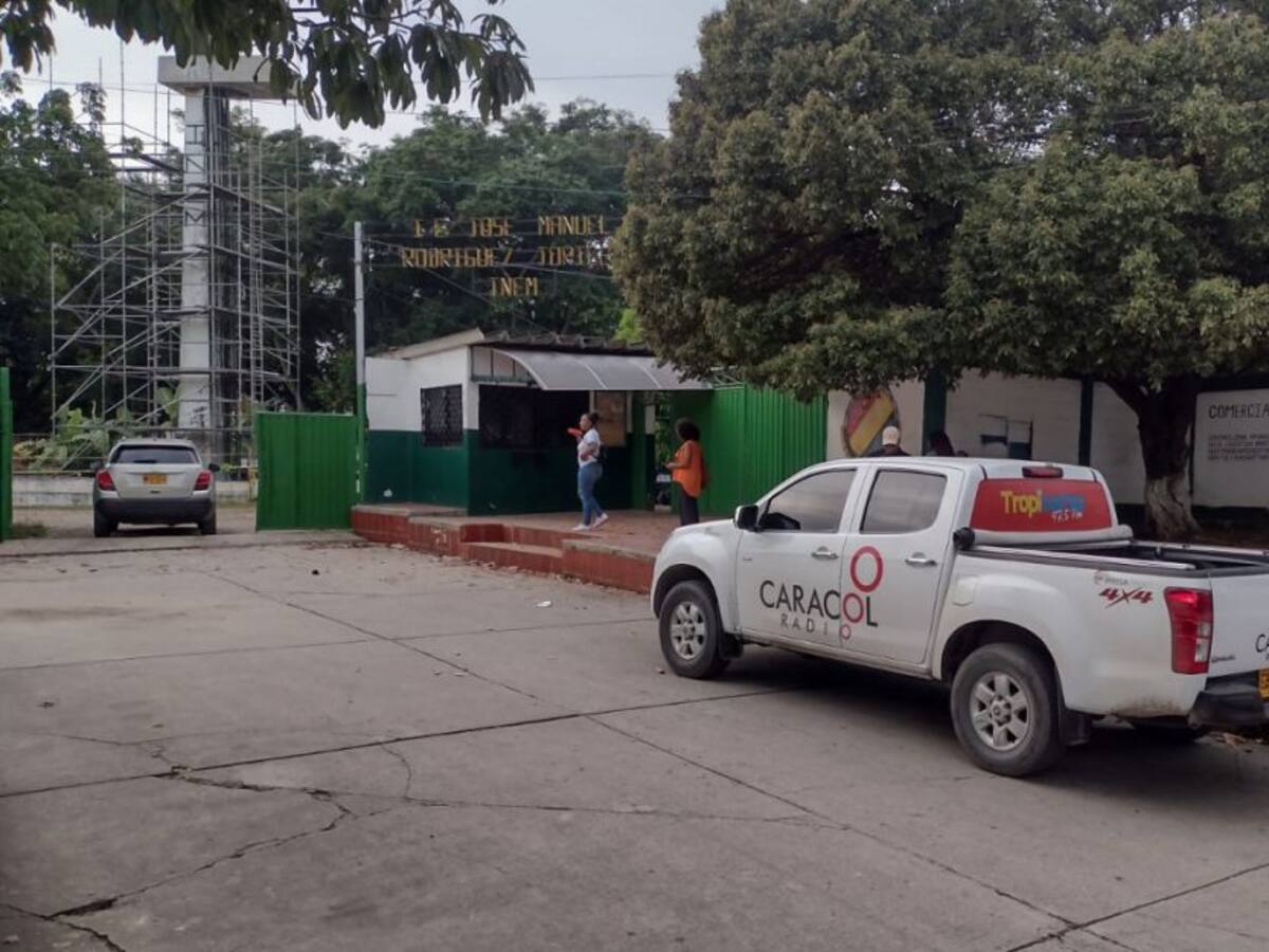 El INEM se sumó a protestas por crisis educativa en Cartagena