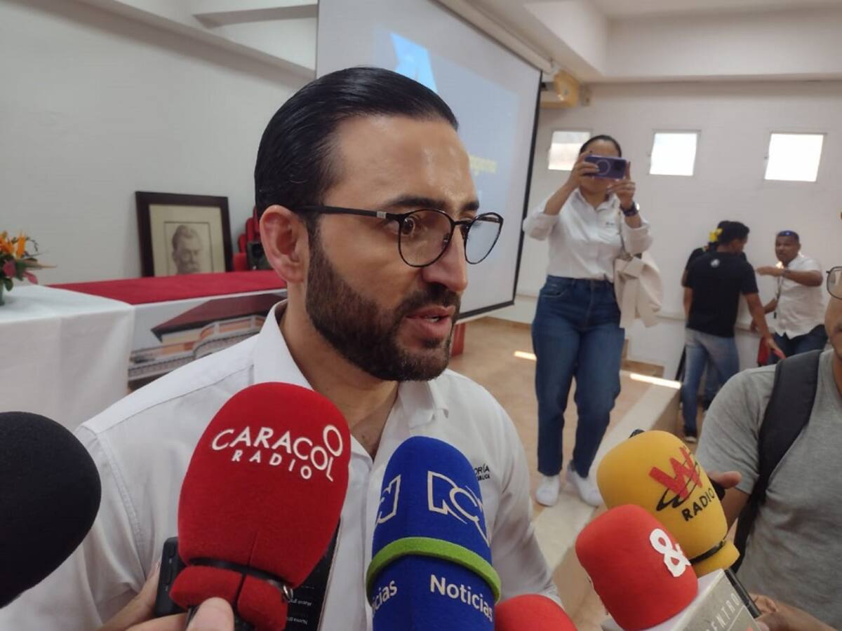 Apagón financiero puede ser un apagón real de energía: contralor general