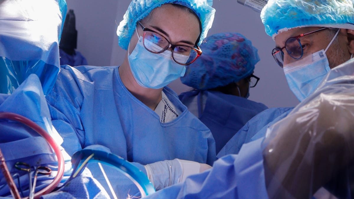 Referentes mundiales de la urología realizaron jornada de alta complejidad en Neiva
