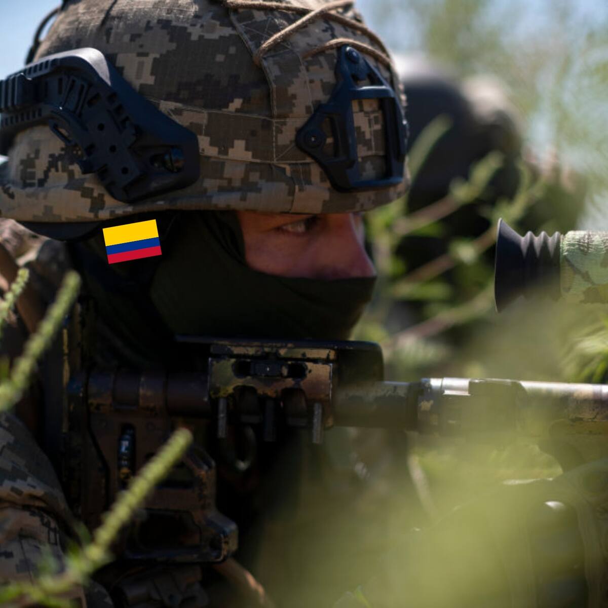 “Eliminar mujeres y niños”: Ucrania denuncia que mercenarios colombianos piden matar civiles