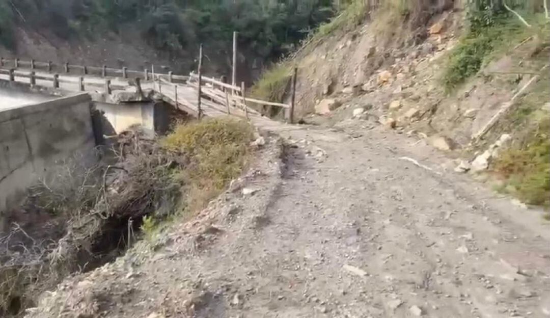 Gachetá y Manta esperan arreglo de puente que los tiene incomunicados