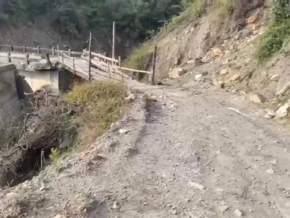 Gachetá y Manta esperan arreglo de puente que los tiene incomunicados