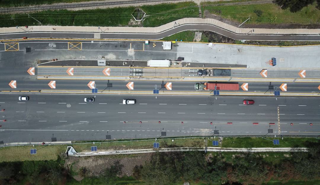 Autopista norte by ANI