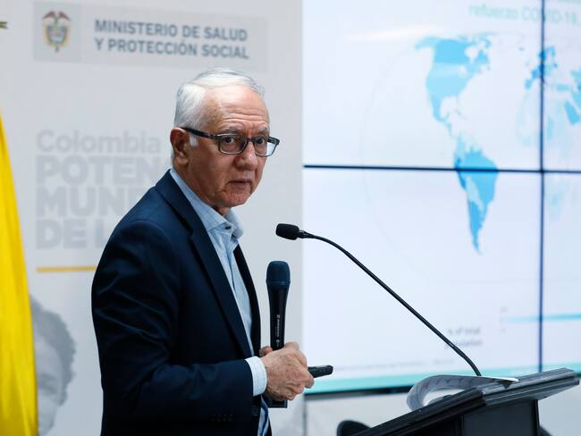 El ministro de Salud, Guillermo Jaramillo. EFE/ Carlos Ortega