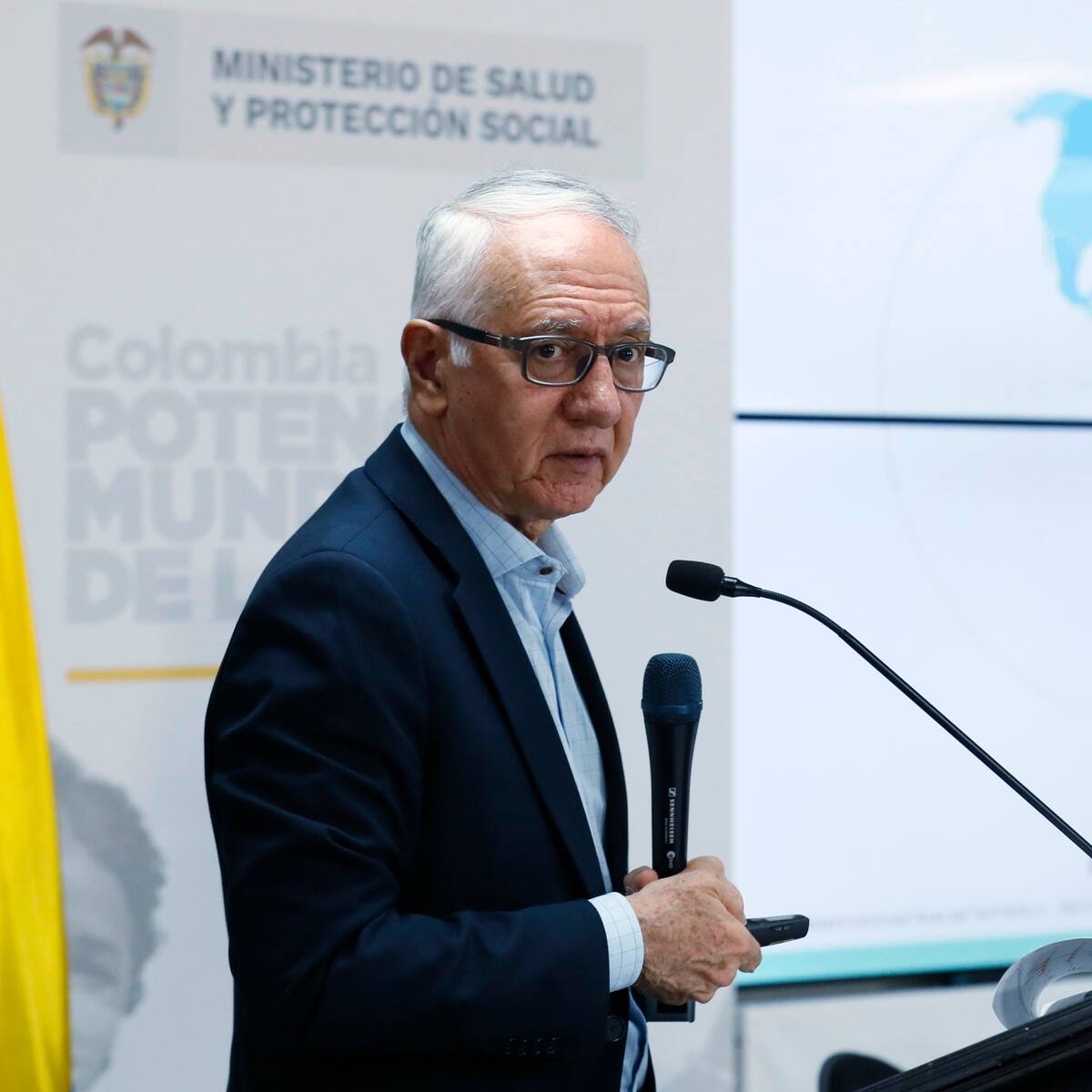 Llueven críticas al MinSalud tras declaraciones sobre nueva reforma tributaria