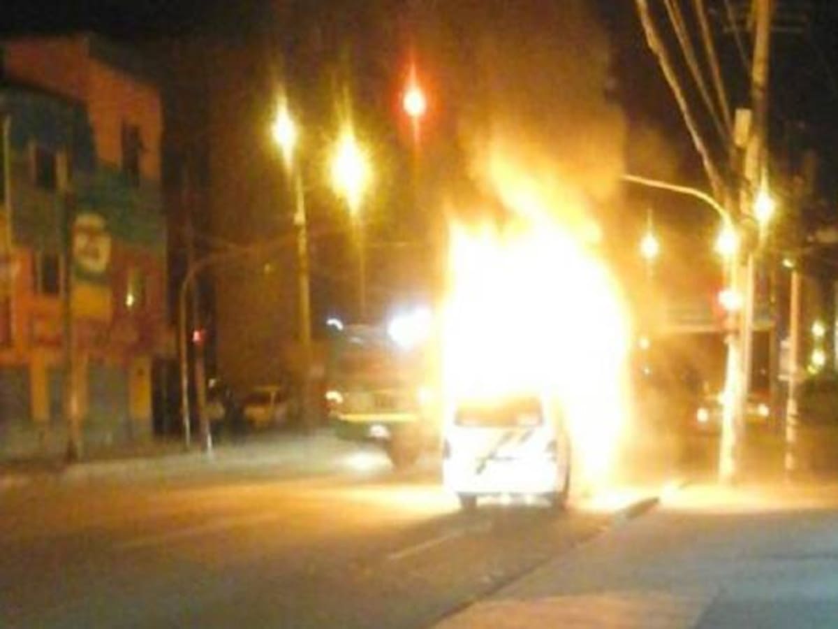 Bus escolar se incendió en el sur de Bogotá