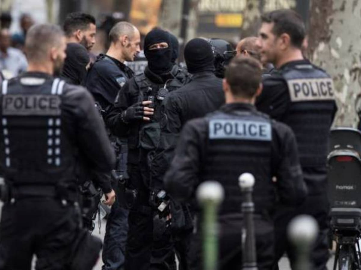Siete heridos, varios graves, por un ataque con cuchillo en París