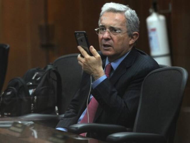 “En 20 mil interceptaciones nunca pedí nada diferente a la verdad”: Uribe insiste en su inocencia