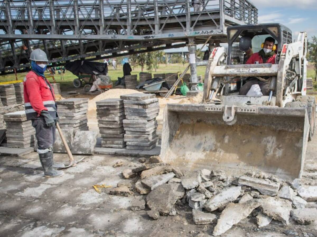 Bogotanos cerca al Portal de las Américas buscan pasar la página