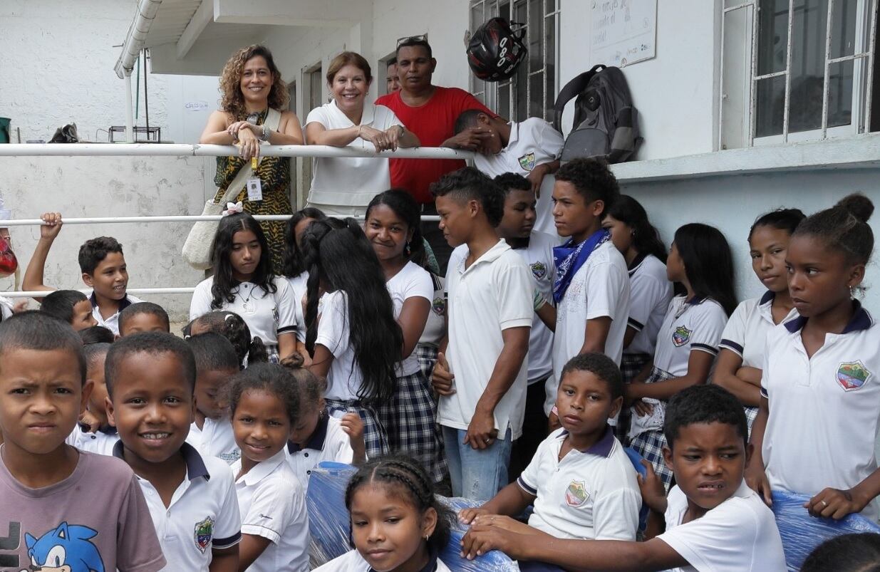 Cien niños del corregimiento de San José de Chiquito de Turbaco beneficiados con dotación