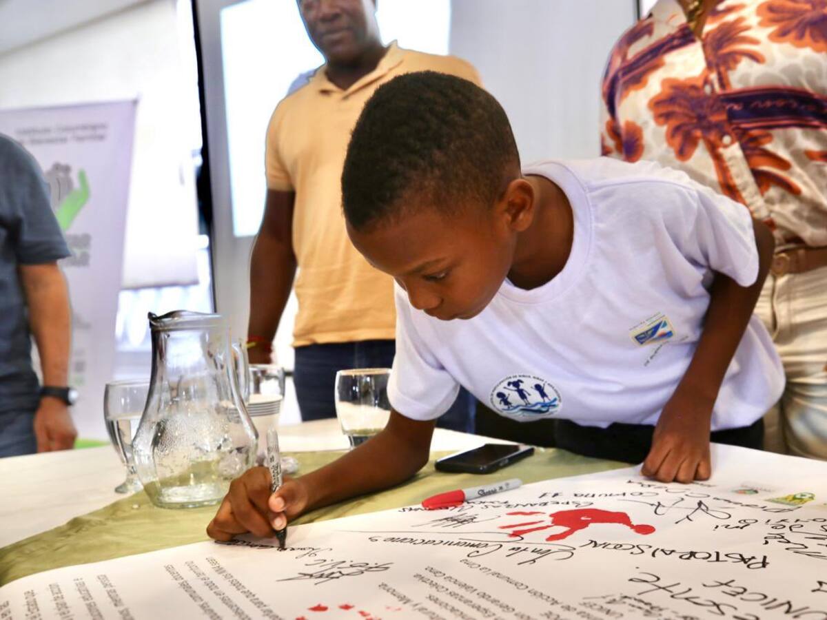 Icbf vigilará acuerdo entre “Shottas” y “Espartanos”, para prohibir uso de menores en Buenaventura