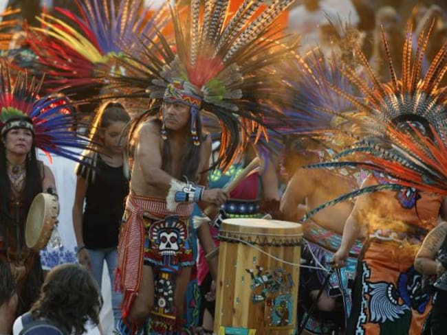 Homenaje a los pueblos de Standing Rock y a los indígenas que buscan la paz