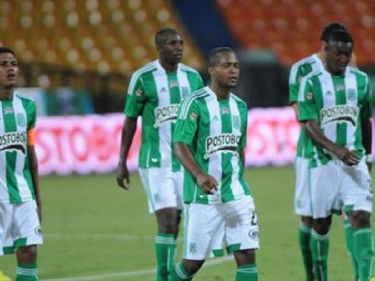 Pedro Sarmiento fue destituido de la dirección técnica del Envigado