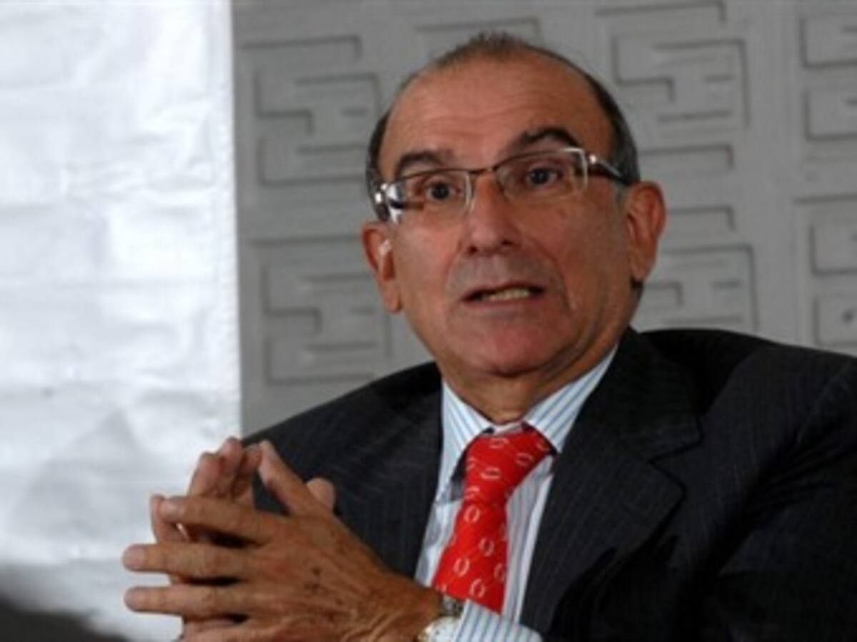 Es falso que hayamos acordado curules para las Farc: Humberto De la Calle