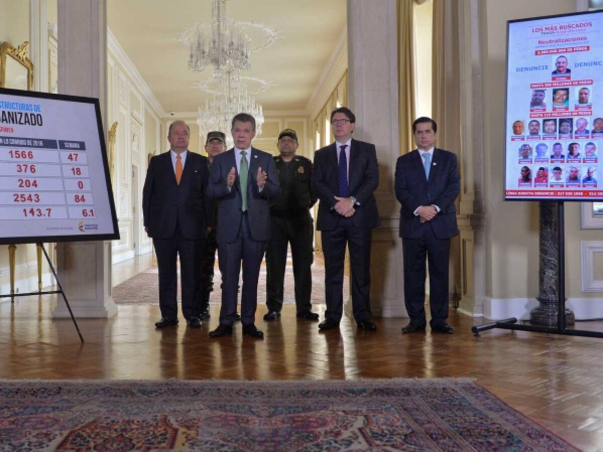 Santos, “seguro” de que se dará visto bueno al plebiscito por la paz