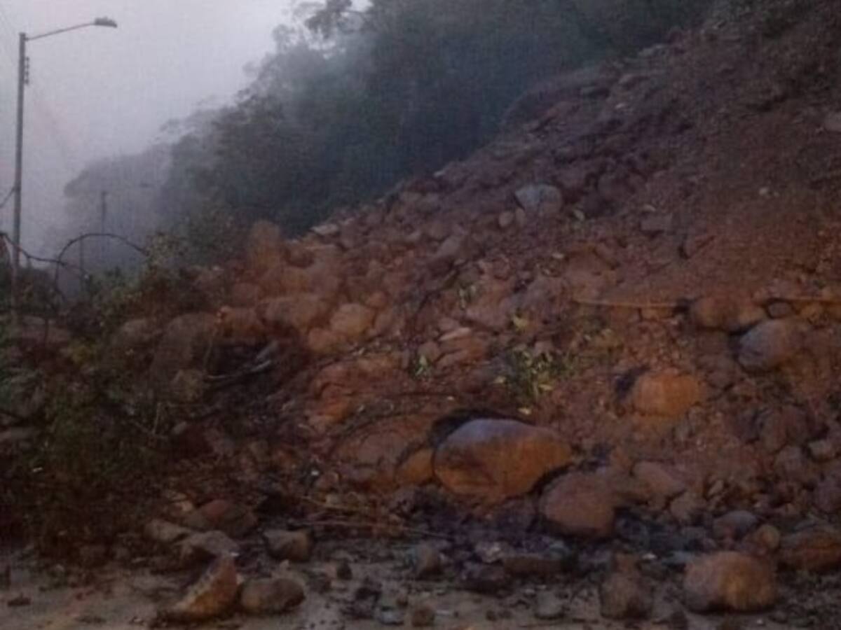 Advierten aumento en precio de alimentos por cierre de vía al Llano