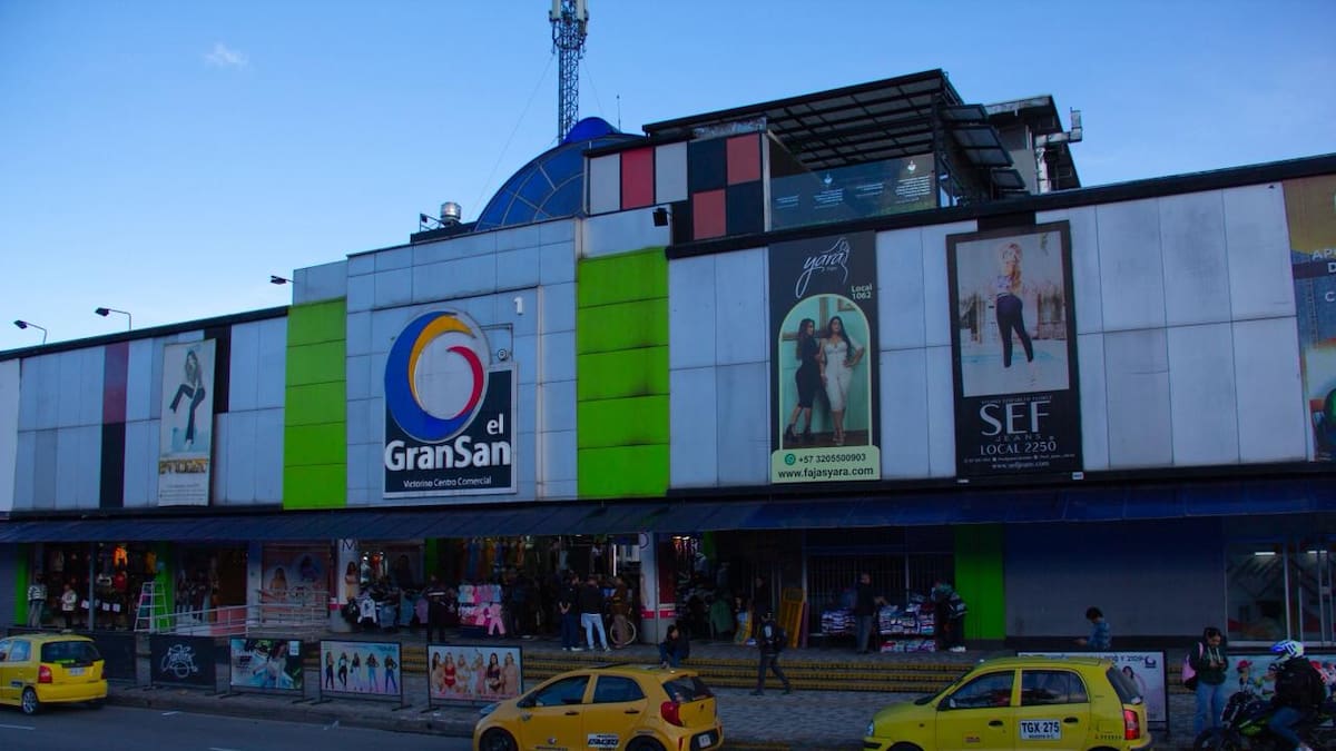 Más de 40 centros comerciales en Bogotá se convierten en puntos de acopio de ayudas humanitarias