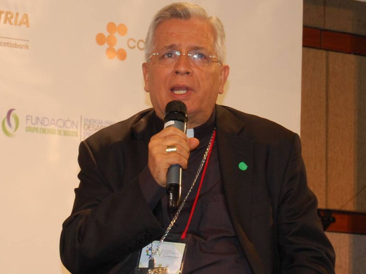 Senador del Centro Democrático pide traslado del arzobispo de Cali