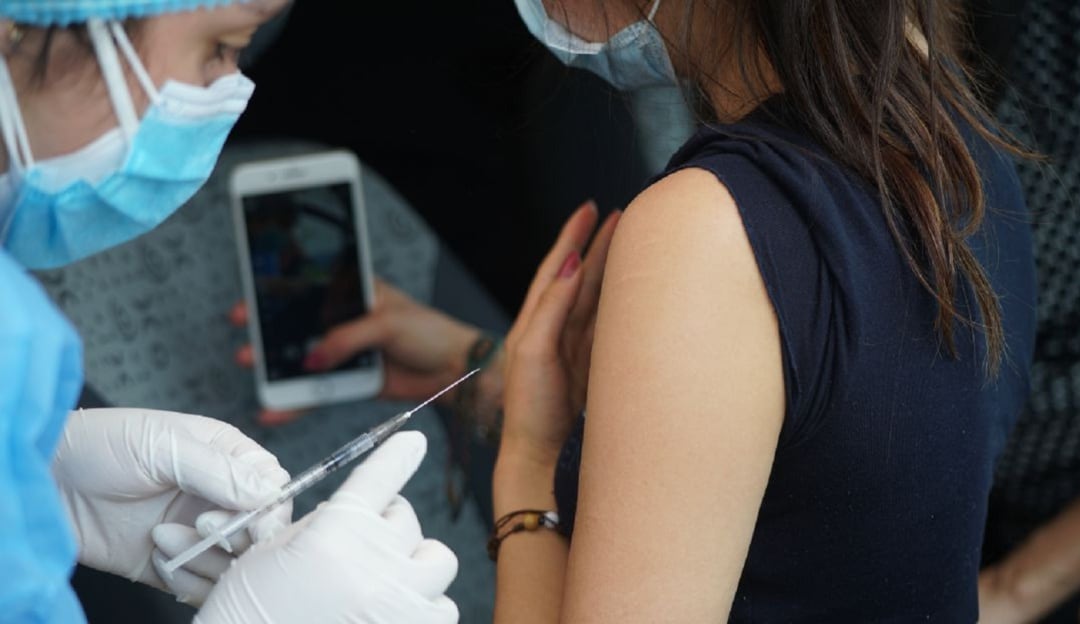 Jornadas de vacunación contra COVID-19