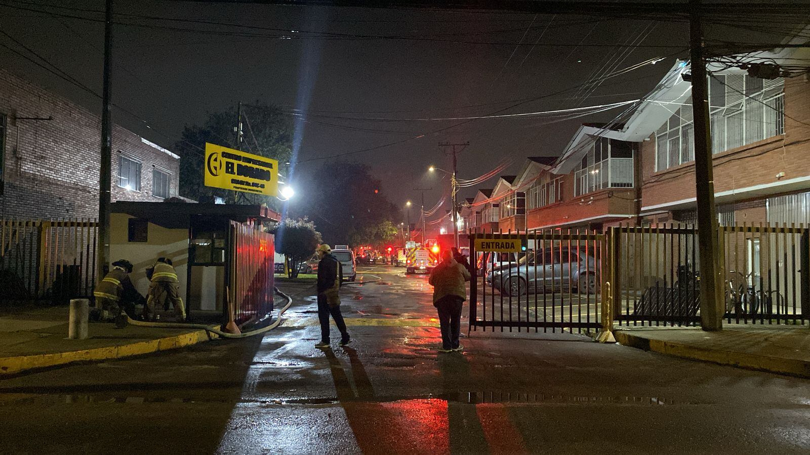 Lugar del Incendio ocurrido en el occidente de Bogotá en horas de la madrugada. Cortesía.