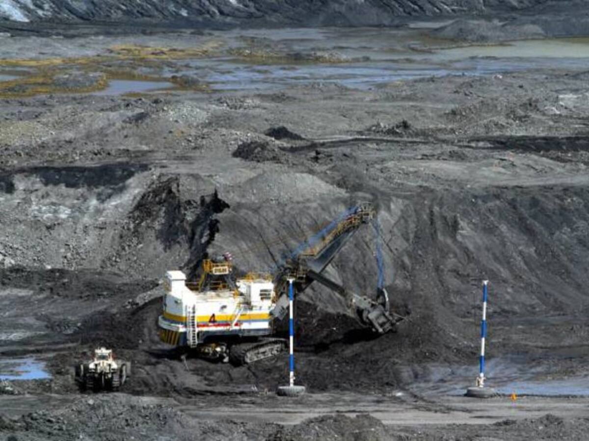 Firman contrato para la explotación del cobre al sur de La Gujira