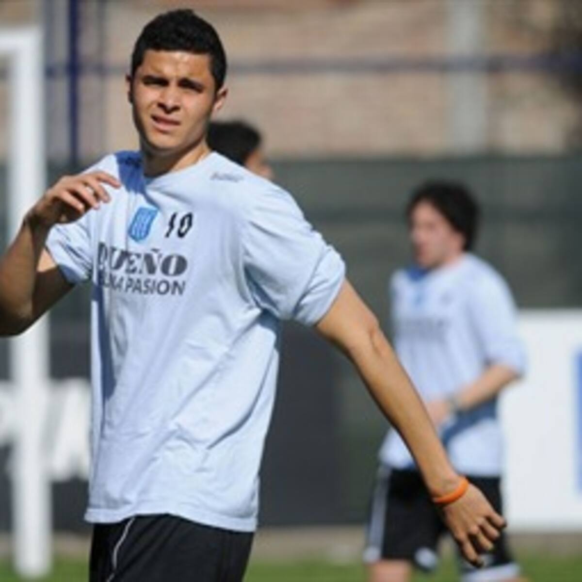 Giovanni Moreno será titular con Racing este fin de semana