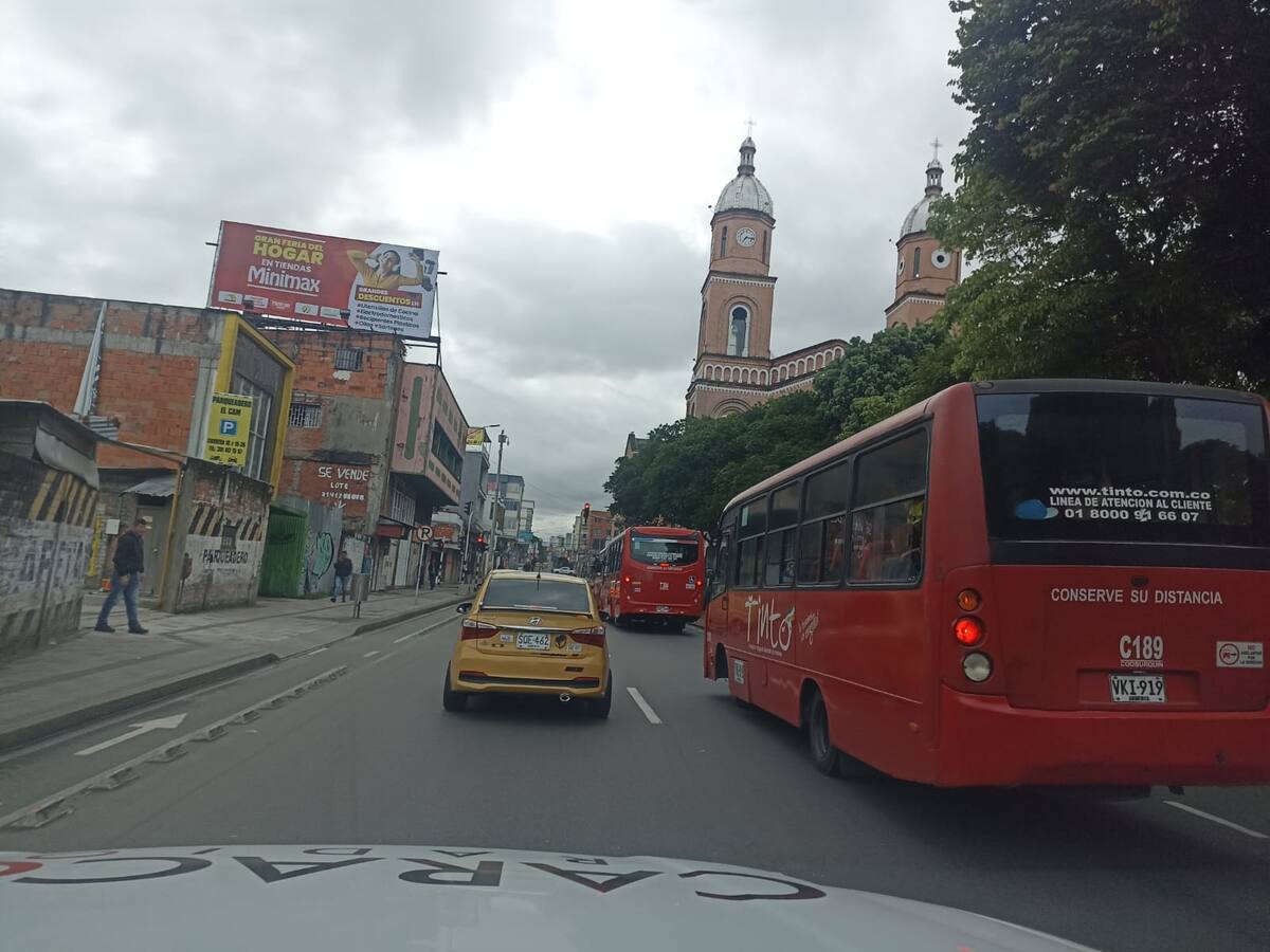 En Armenia hay 90 buses parados por falta de conductores: gerente de Tinto