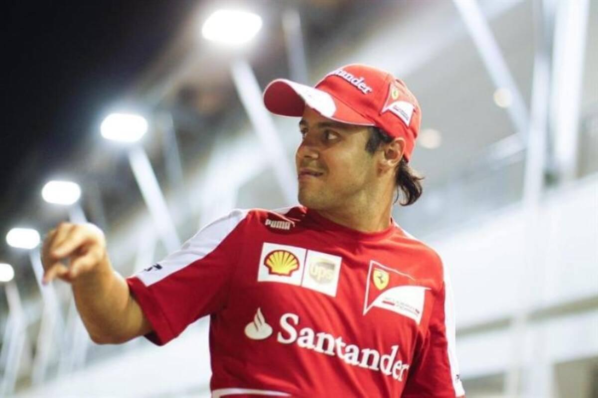 Las escuderías se preparan para las prácticas libres y las clasificaciones, el sábado en la mañana de Colombia (Noche de Singapur) en la carrera nocturna de la gran carpa del automovilismo.