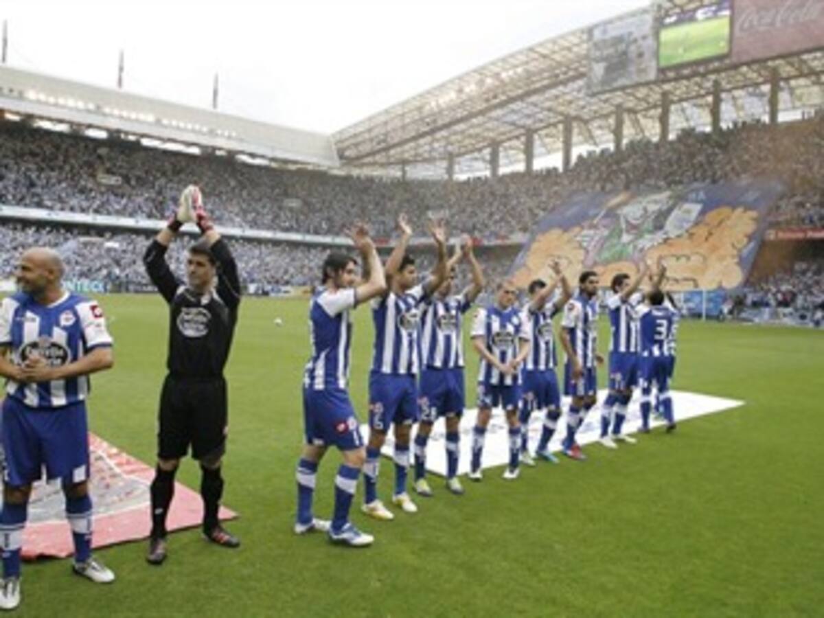 Deportivo de La Coruña firmó su regreso la Primera División de España
