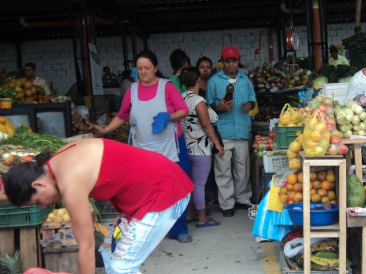 Las obras de la carrera 19 perjudican las ventas de los comerciantes de la placita cuyabra en Armenia